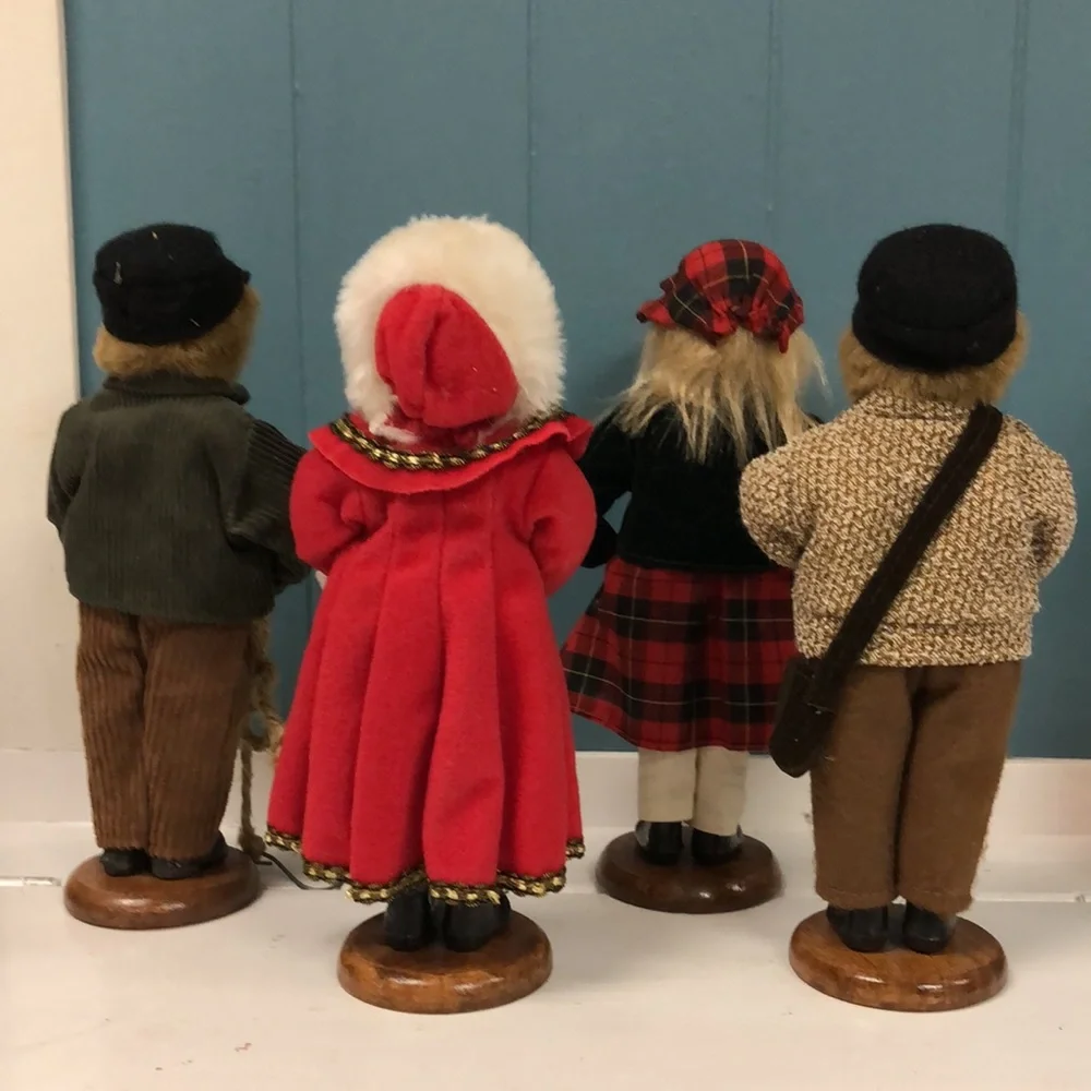 SET‎ OF 4 VINTAGE 9